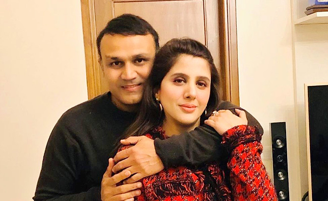 Virender Sehwag wife Aarti biography And personal information photos - Sakshi