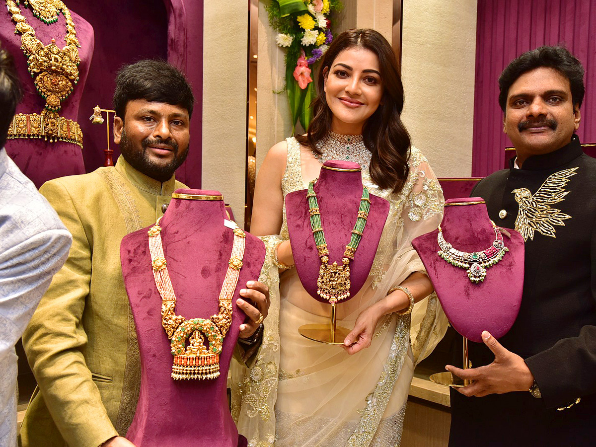 Kajal Aggarwal Launched Gold And Diamonds Luxury Jewellery Store At Hyderabad Photos - Sakshi