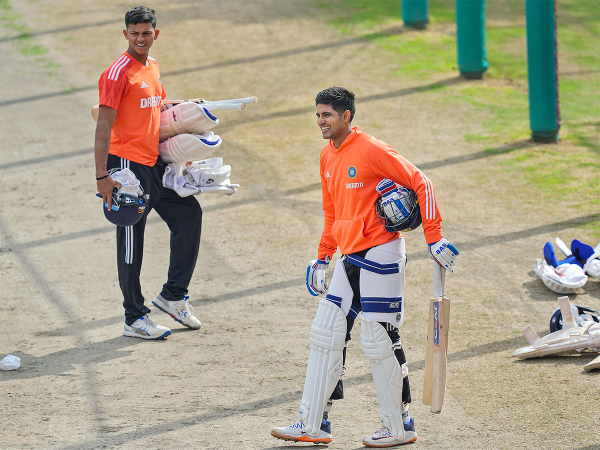 Test cricket match between India and England - Sakshi