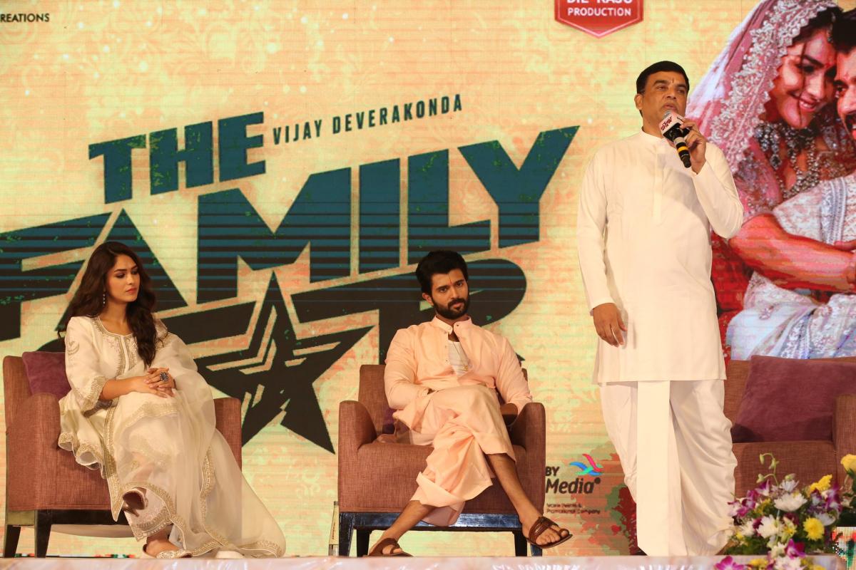 Vijay Devarakonda And Mrunal Thakur at Family Star Press Meet Photos - Sakshi
