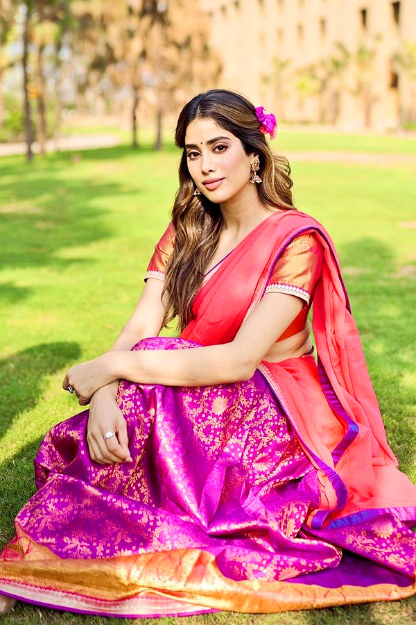 Janhvi Kapoor wishes to get married in Tirupati temple with her partner Photos - Sakshi