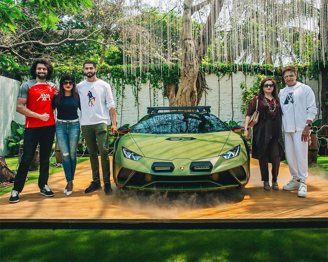 Angel Broking CEO Dinesh Thakkar's Rs 5 Crore Lamborghini - Sakshi