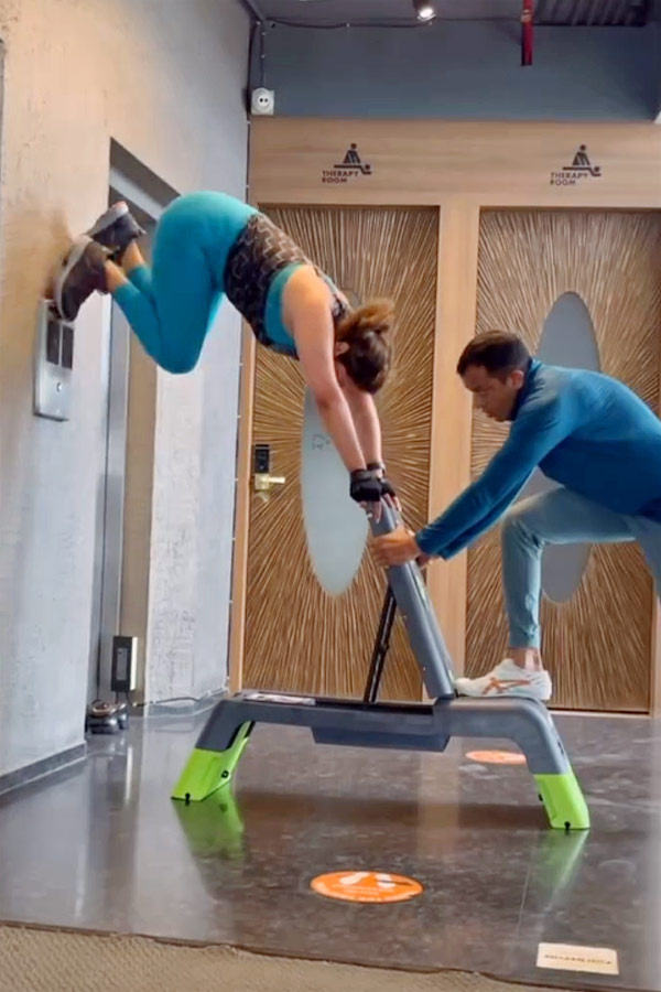 Jothika and suriya new exclusive video in gym workout Photos - Sakshi