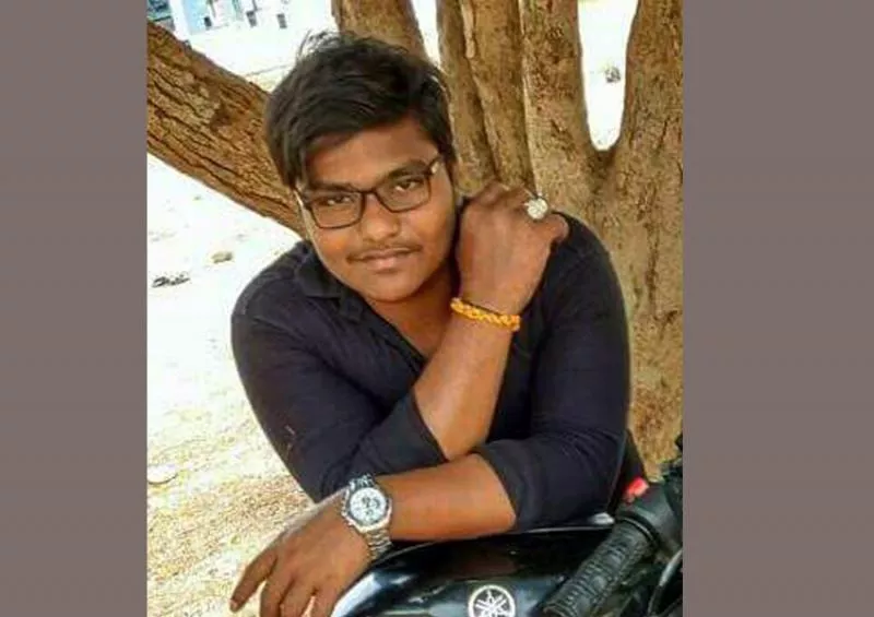 b tech student dead body reached his home
