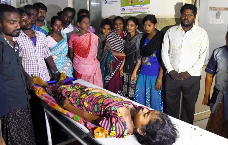 14years Girl died with respiratory diseases - Sakshi