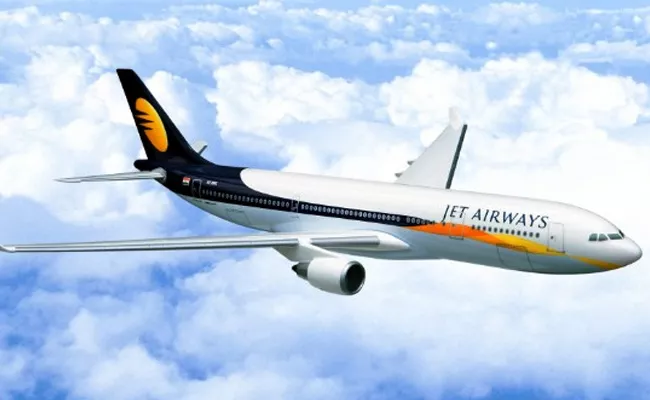 DGCA suspends licences of jet airways pilots - Sakshi