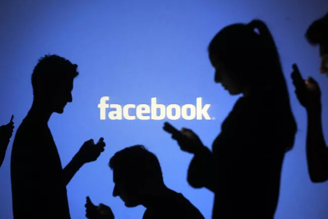 Facebook to shut down its virtual assistant 'M' - Sakshi