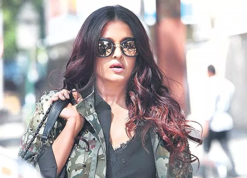 Aishwarya Rai Bachchan's Look From Fanne Khan Is Out And You Better Not Miss It! - Sakshi