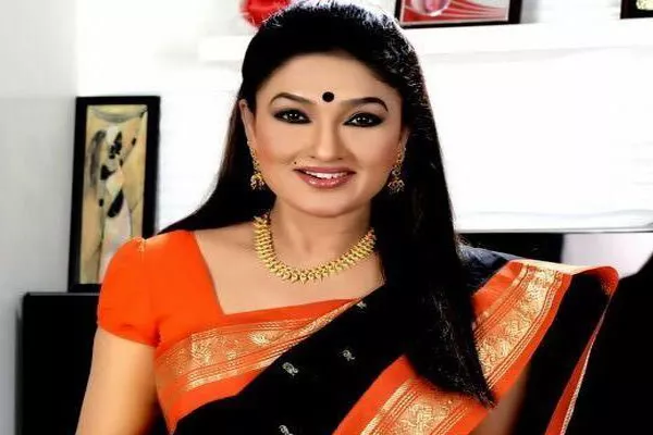 heroine ramya sri actress in 300 movies - Sakshi