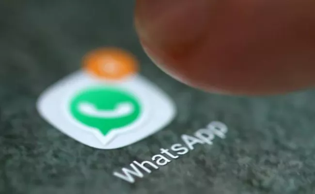 WhatsApp Added Time And Location Stickers to New Version - Sakshi