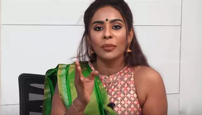 Sri Reddy Gets Support Of Several Women Organisations In Casting Couch Issue - Sakshi