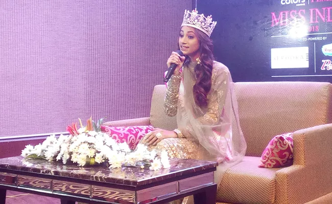 Miss India Anukriti vas Receives Grand Welcome In Chennai - Sakshi