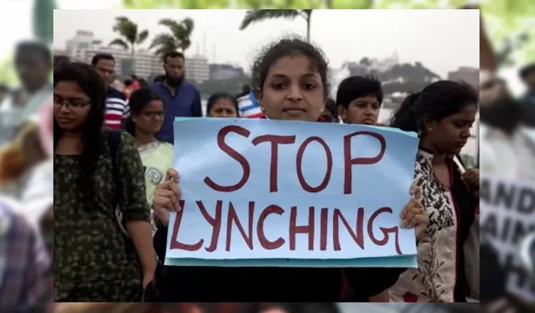 Modi Govt Sets Up Four Member Panel Against Lynching  - Sakshi