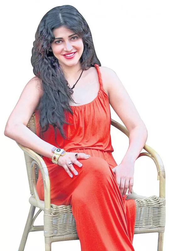 Shruti Haasan Talks About Her Love For Music - Sakshi