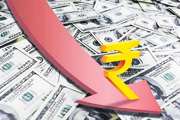 US economic growth, rupee fall to boost India's exports: Assocham - Sakshi