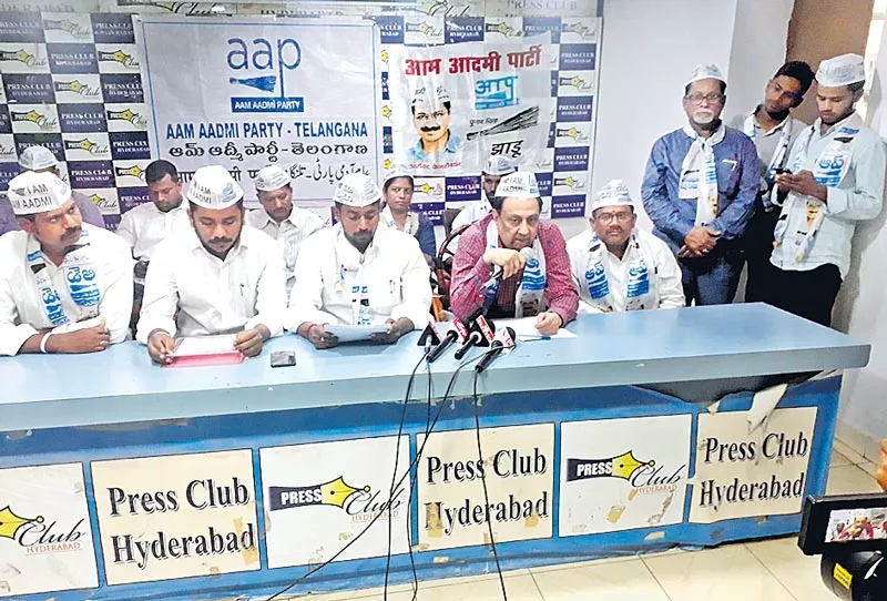 AAP releases third list of 16 candidates for telangana polls - Sakshi