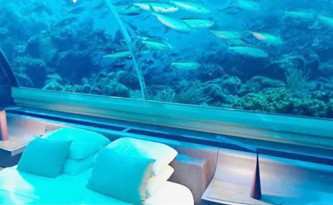 World Underwater Villa In Maldives - Sakshi