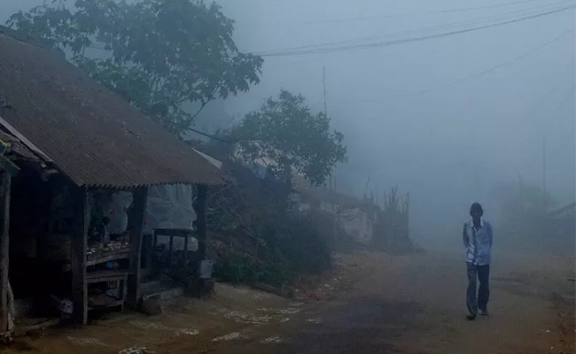 Temperature drop down in Lambasingi - Sakshi