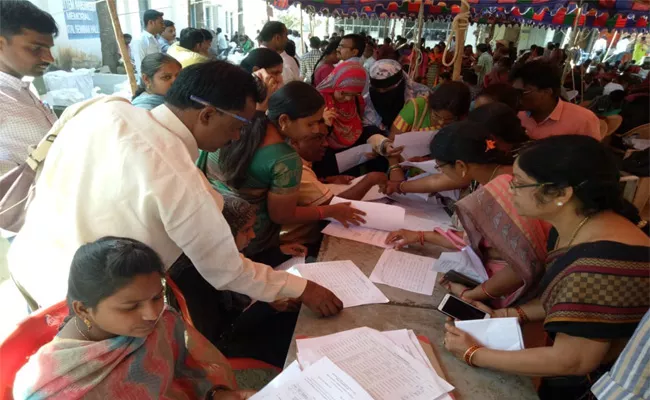 Telangana Panchayat Elections First Phase gram panchayat Election - Sakshi