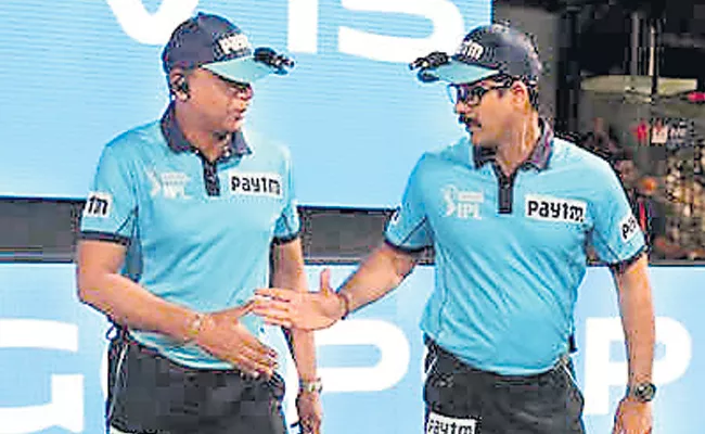 No sanctions for umpires despite no-ball controversy - Sakshi