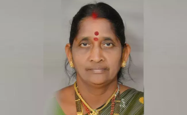 Fake Votes In Kakinada Rural TDP MLA Pilli Anantha Laxmi Family - Sakshi