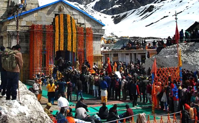 Char Dham Yatra:Kedarnath Temple opens for pilgrims - Sakshi