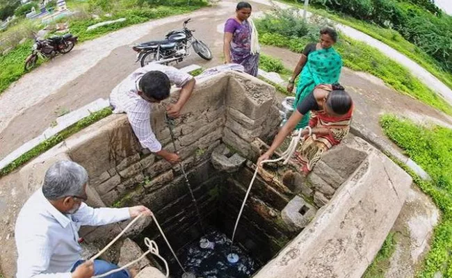 Underground Water Level Decreased In Adilabad - Sakshi