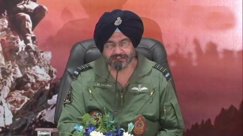 IAF Chief Says Pakistan Never Crossed LoC After Balakot Air Strike - Sakshi