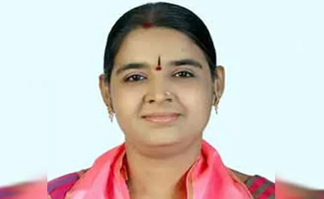 High Court Relief to TRS Kachiguda Corporater Yekkala Chaithanya  - Sakshi