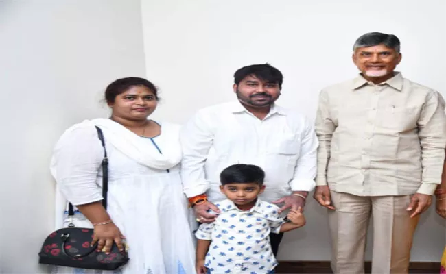 Former Minister Reddy Satyanarayana Grandson Held For Job Fraud In Mangalagiri - Sakshi