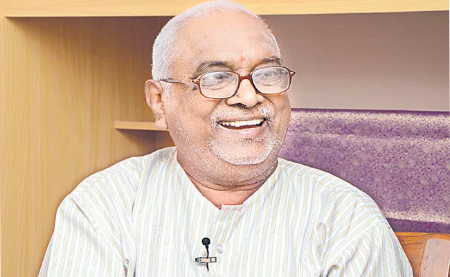 Telugu lyricist Indraganti Srikanth Sharma Dies - Sakshi