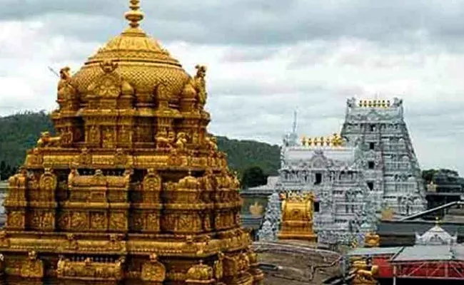 Devotees Gave Huge Donations For Lord Venkateshwara - Sakshi