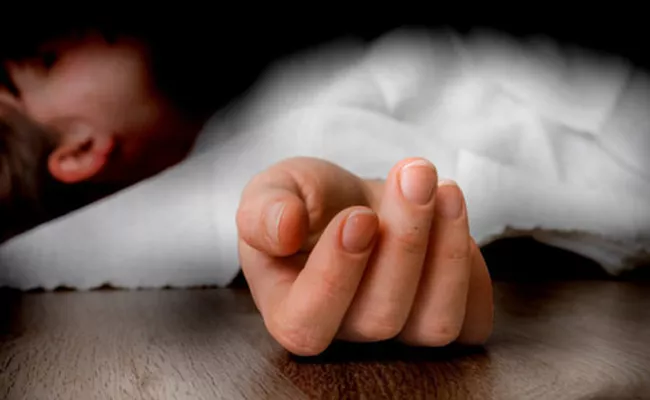 Lover Commits Suicide In Chennai - Sakshi