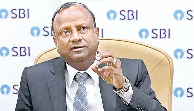 SBI chief slams selfish private sector bank for Altico crisis - Sakshi