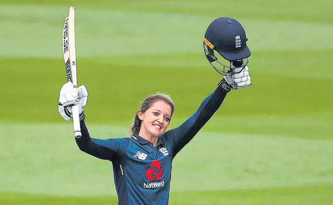 Sarah Taylor Quits International Cricket Due To Problems With Anxiety - Sakshi