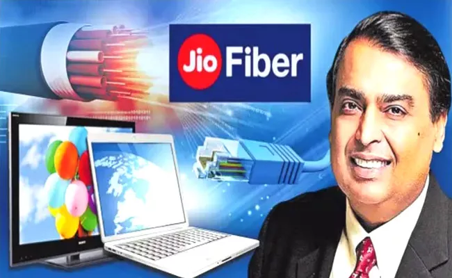 Mukesh Ambani Launch Jio Fibre With Special Offers - Sakshi