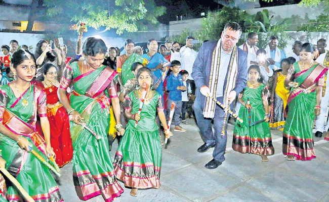 Indian Culture And Traditions Are Great Says Andrew Fleming - Sakshi