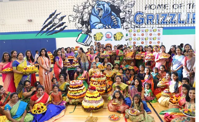 Telangana Development Forum Of Canada Made Bathukamma Celebrations In Toronto - Sakshi