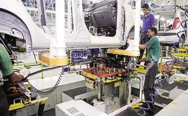 Industrial activity contracts 4.3 per cent in September: IIP data - Sakshi