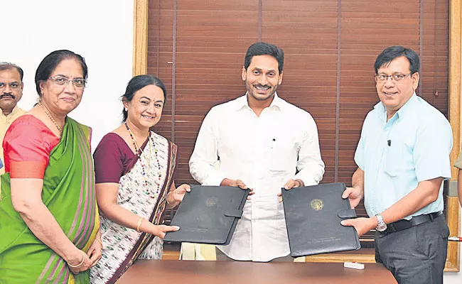 Andhra Pradesh Joins Hands With IIMA To Curb Corruption - Sakshi