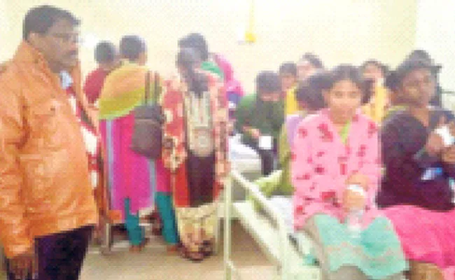 Students Sick With Eating Contaminated Food - Sakshi