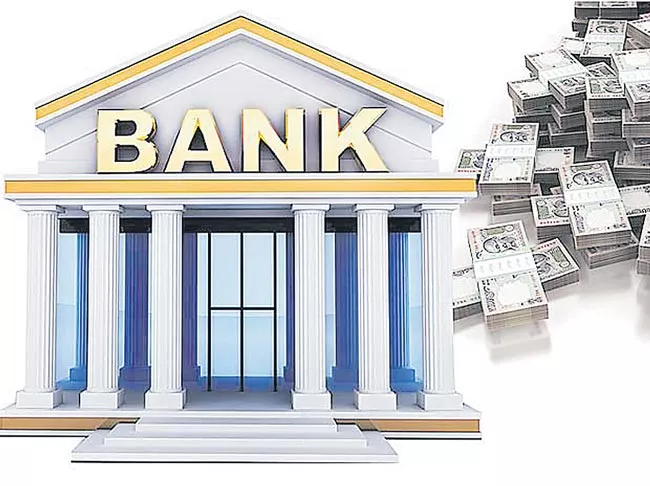 Allahabad Bank, UCO Bank, IOB get Rs 8,655 cr fund infusion - Sakshi