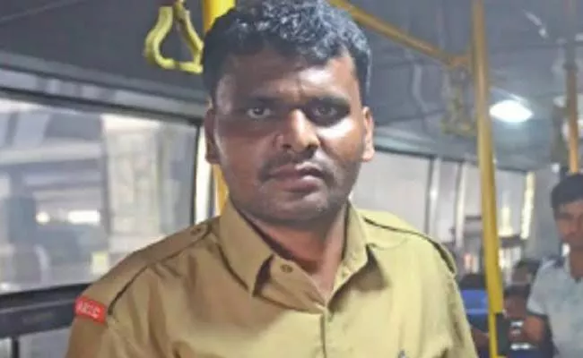 Reality Of Karnataka IAS Bus Conductor Madhu NC Here Truth - Sakshi