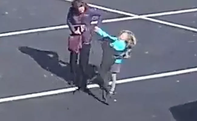 Viral Video: Bull Dog Attack Girl In Colorado Church - Sakshi