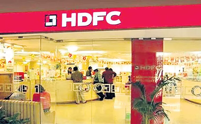 HDFC reports 15percent jump in consolidated net profit - Sakshi