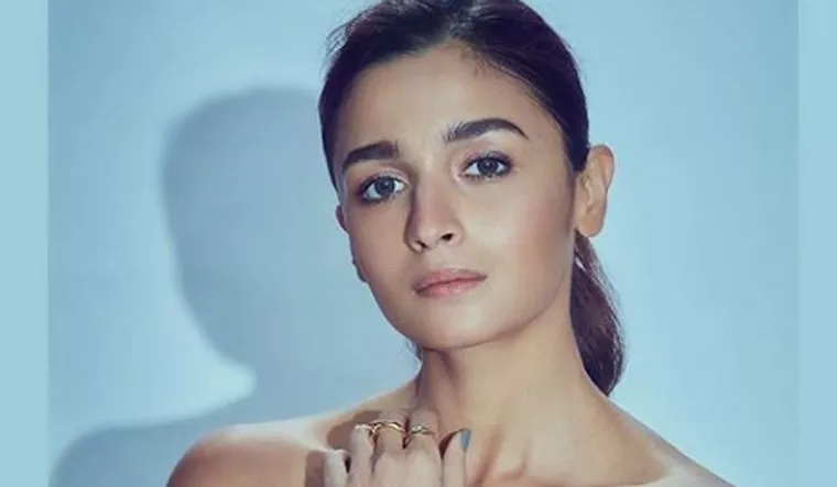 Dislikes Sadak 2 Trailer Cross Million in Campaign Against Alia Bhatt - Sakshi