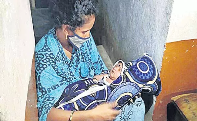 Grandmother Sold Her Baby For One Lakh At karimnagar District - Sakshi