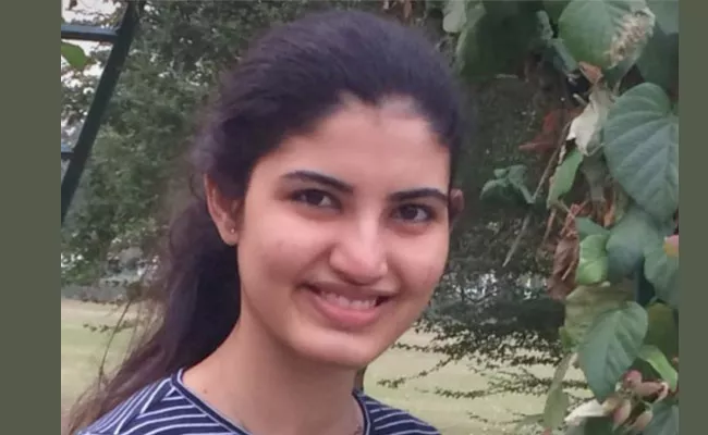 Colonel Ajay Kumar Daughter Gets Civils All India 93 Rank In First Attempt - Sakshi