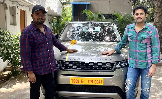 Actor Nithin Gifted Expensive Land Rover To Director Venky Kudumula - Sakshi