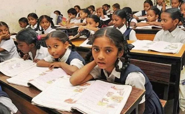 Kumaraswamy Article On New Education Policy - Sakshi
